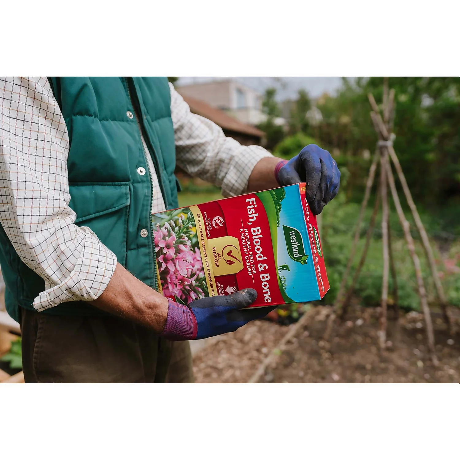 Westland Fish, Blood And Bone All Purpose Plant Food - 4kg - Image 3