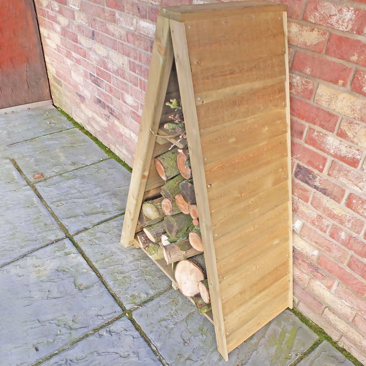 Shire Small Triangular Log Store Tongue And Groove - Image 3