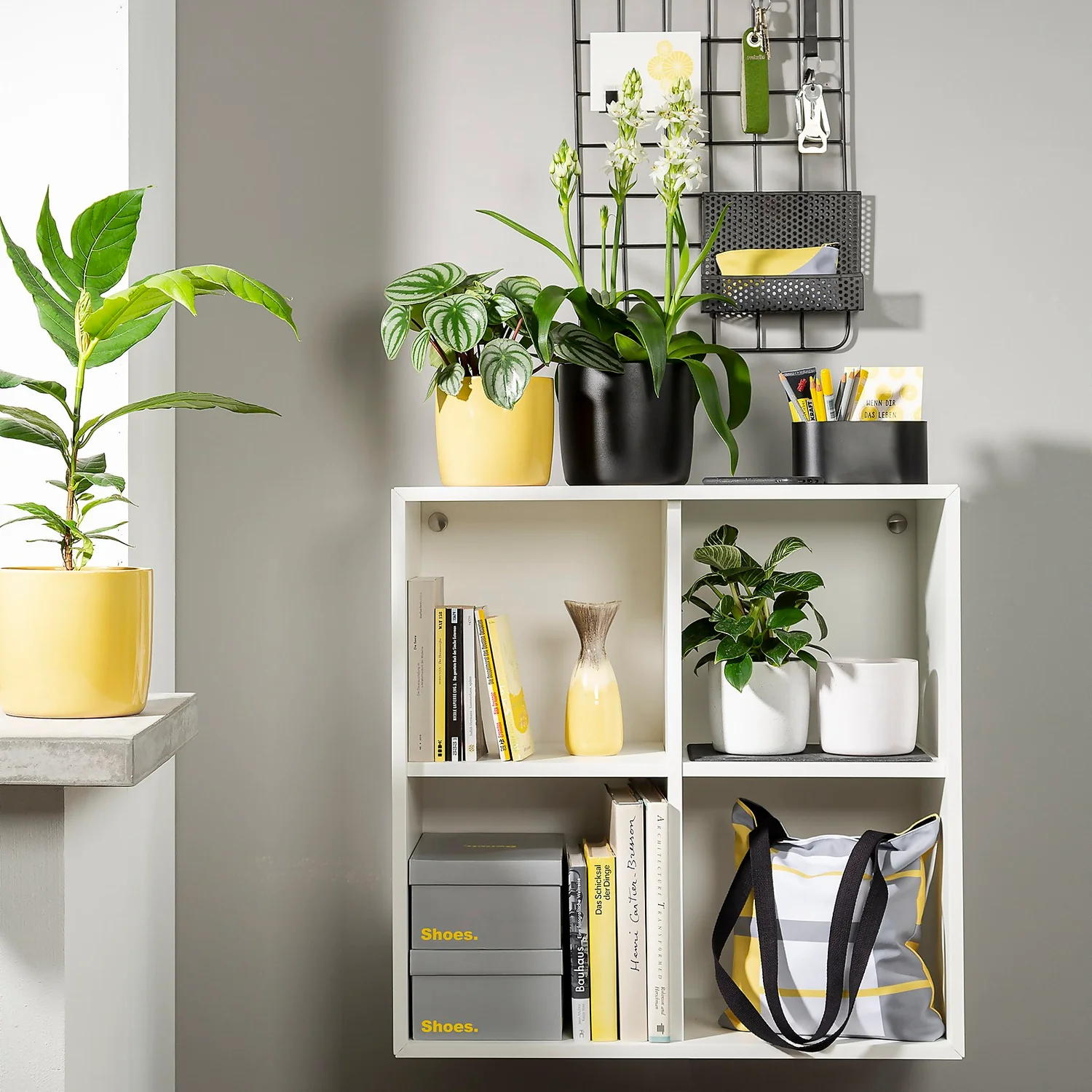 Yellow Solare Plant Pot 28cm - Image 2